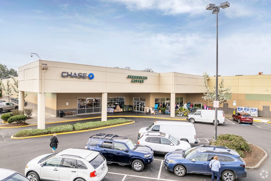 More Photos Of 3300 E Portland Rd, Newberg Freestanding For Lease