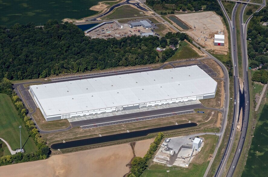 Primary Photo Of 9201 N Frontage Rd, Fairland Distribution For Lease