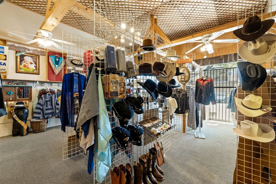 More Photos Of 135 N 2nd Ave, Upland Storefront For Lease