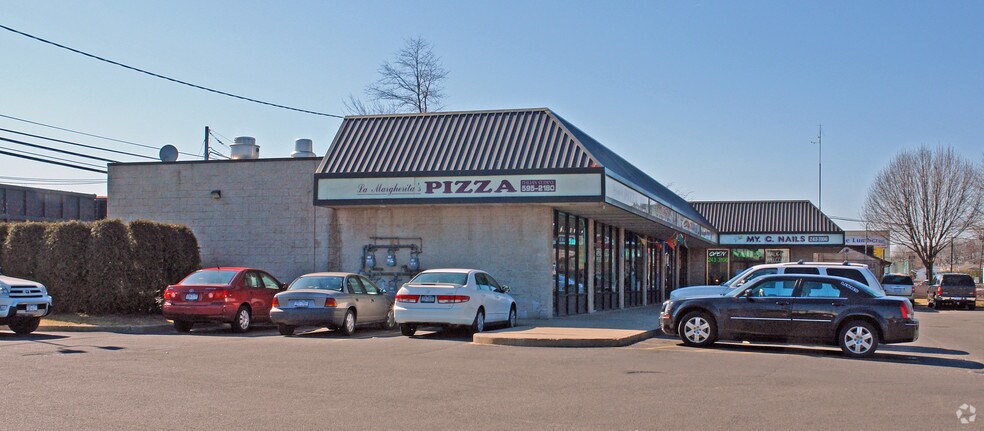 More Photos Of 848-862 Long Island Ave, Deer Park Freestanding For Lease
