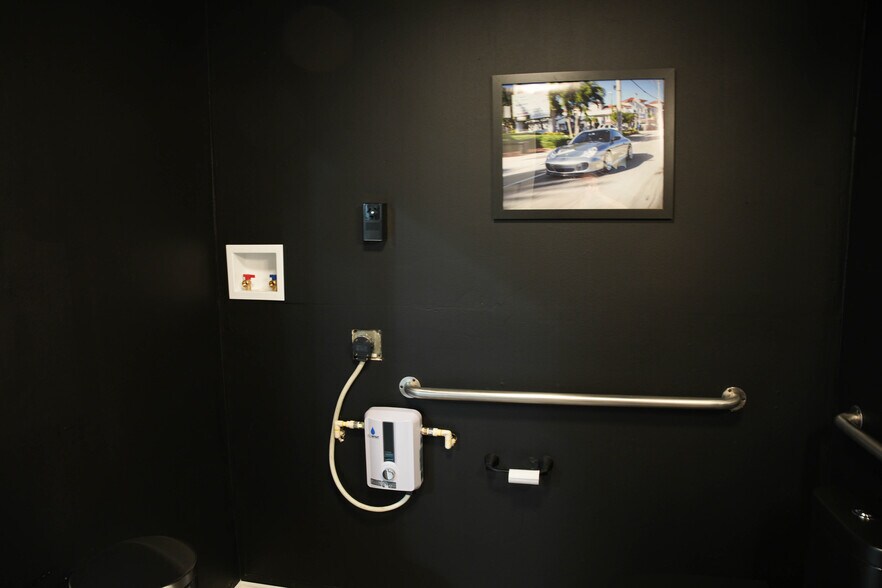 More Photos Of 2319 Guava Dr, Edgewater Warehouse For Sale