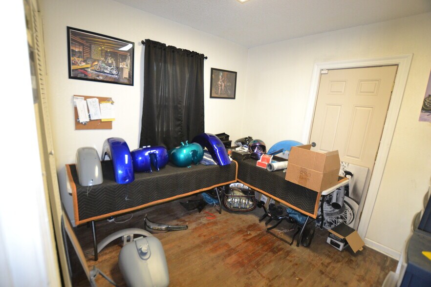 More Photos Of 116 N Orchard Ave, Canon City Auto Dealership For Sale