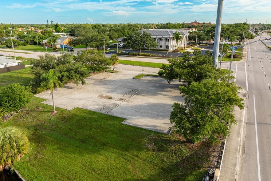 More Photos Of 1532 Shelby Pky, Cape Coral Land For Lease