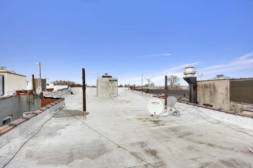 More Photos Of 782 Lincoln Pl, Brooklyn Apartments For Sale