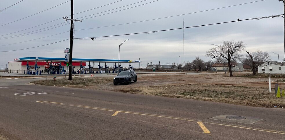 More Photos Of 105 E Ridgecrest Rd, Altus Land For Sale