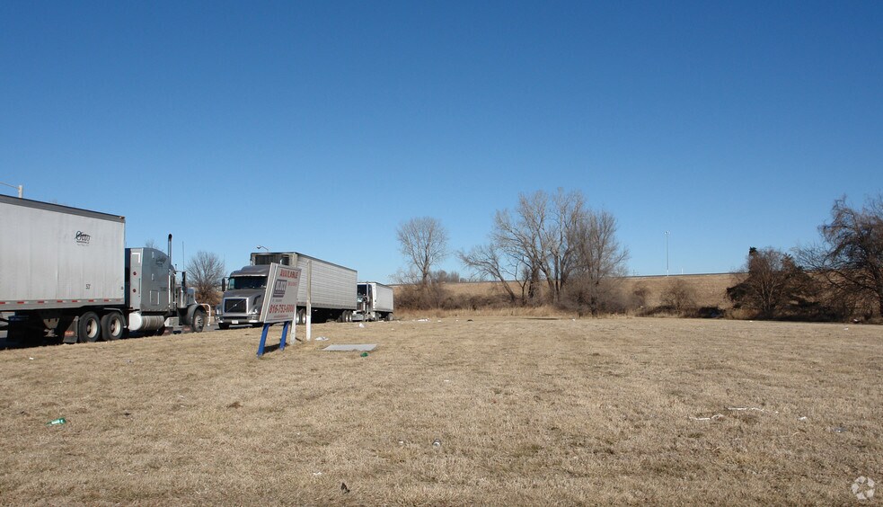More Photos Of 4510 Kansas Ave, Kansas City Land For Sale