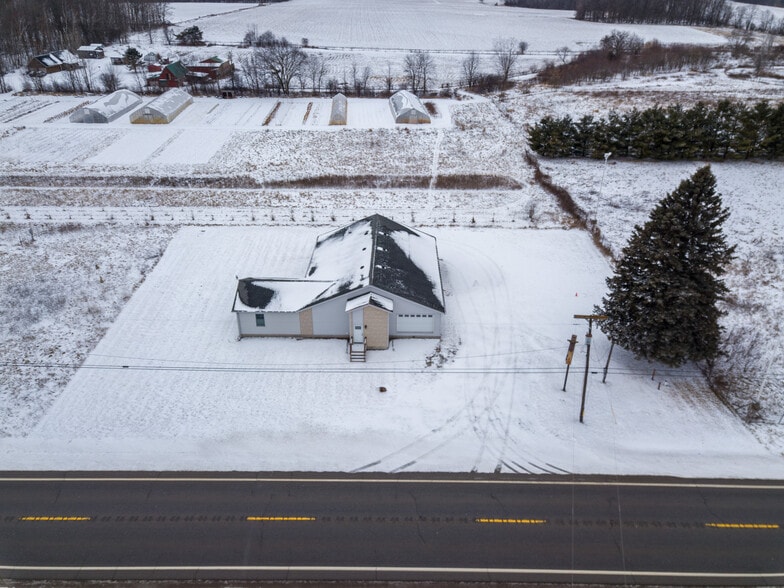 More Photos Of 6163 N Meridian Rd, Hope Flex For Sale