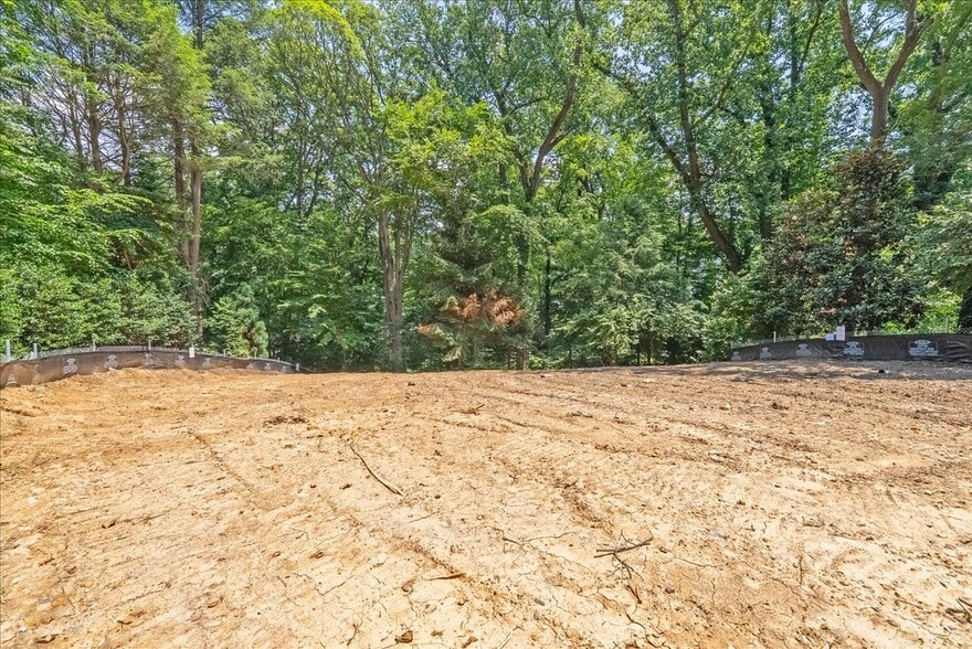 More Photos Of 4019 N Randolph St, Arlington Land For Sale