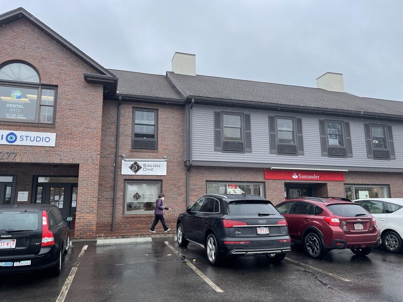 More Photos Of 277 Linden St, Wellesley Office For Lease