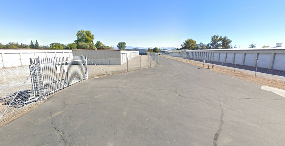 More Photos Of 3650 Main St, Cottonwood Self Storage For Sale