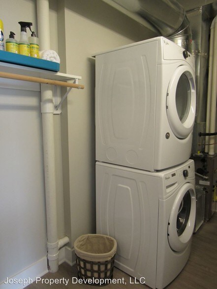 More Photos Of 4175 N Oakland Ave, Shorewood Multifamily For Sale