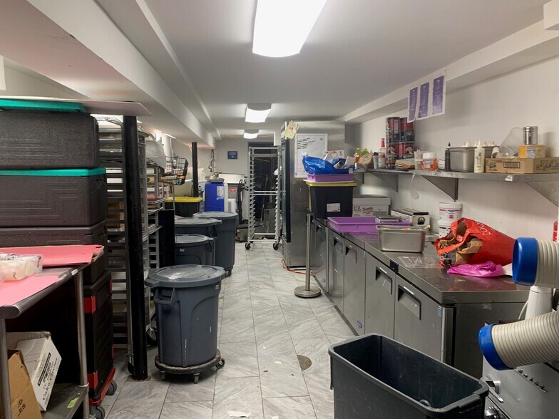 More Photos Of 181 Orchard St, New York Storefront Retail Office For Lease
