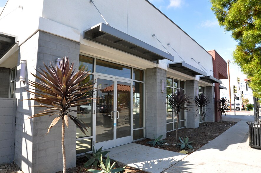 More Photos Of 11000 Garvey Ave, El Monte Freestanding For Lease