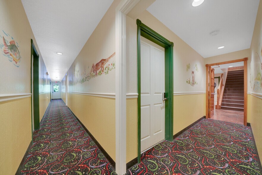 More Photos Of 31880 State Highway 108, Strawberry Hotel For Sale