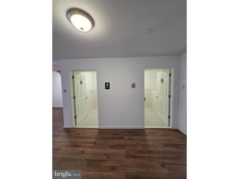 More Photos Of 804 Franklin St, Reading Office For Lease