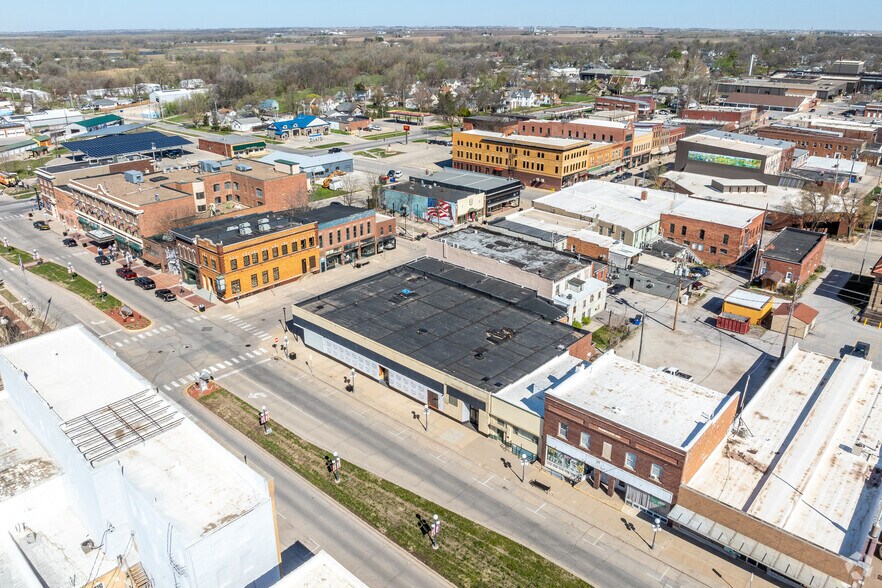 More Photos Of 1208 Willis Ave, Perry Storefront For Lease