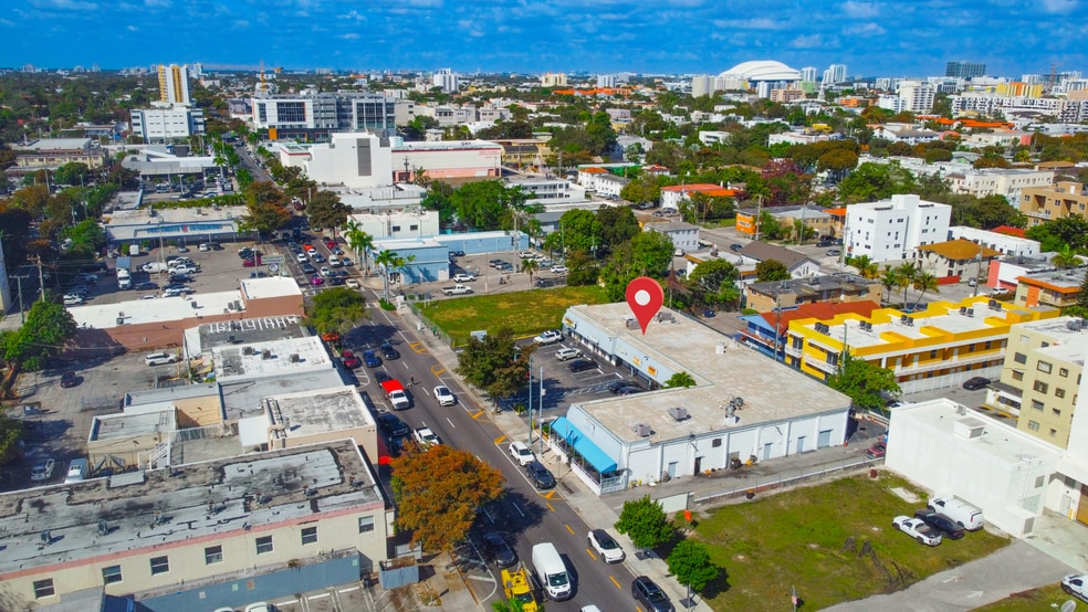 More Photos Of 441-455 SW 8th St, Miami Storefront Retail Office For Sale