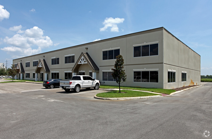 Primary Photo Of 2900 W Orange Ave, Apopka Warehouse For Lease