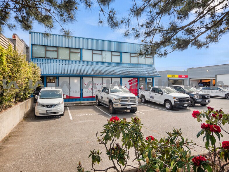 More Photos Of 13415 Comber Way, Surrey Manufacturing For Sale