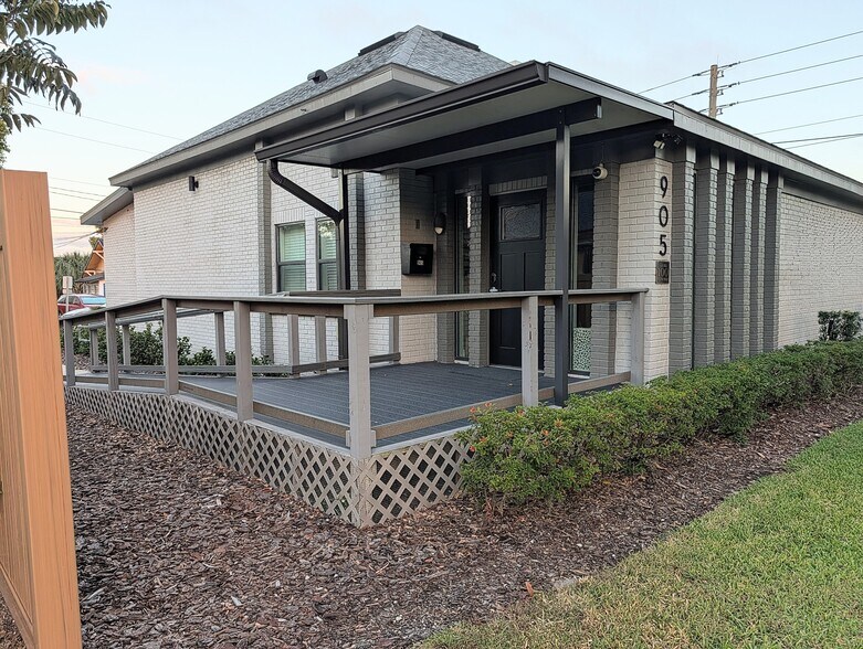 More Photos Of 905 S Missouri Ave, Lakeland Coworking Space
