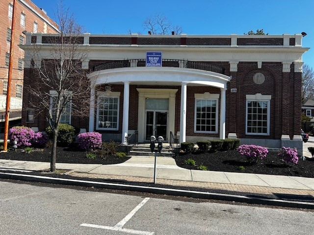 Primary Photo Of 55 E Main St, Mount Kisco Bank For Lease