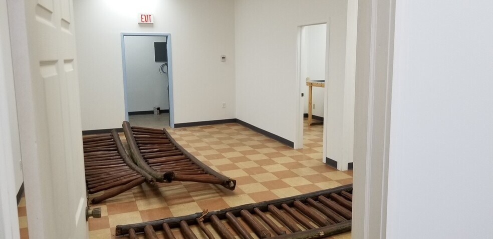 More Photos Of 1-99 Smithfield Blvd, Plattsburgh Unknown For Lease