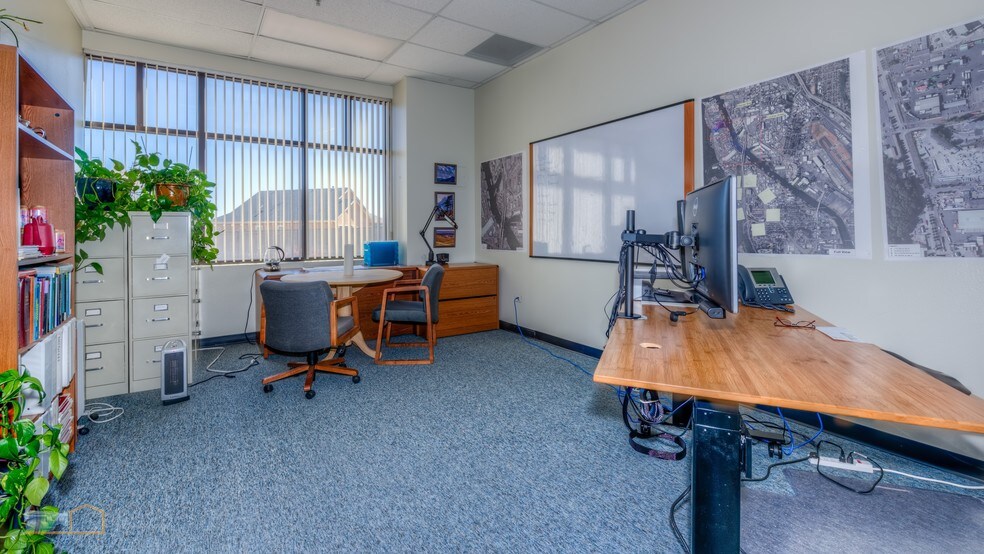 More Photos Of 1376 Miners Dr, Lafayette Research And Development For Lease