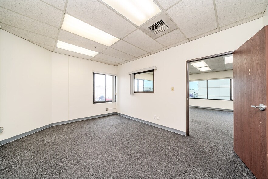 More Photos Of 4565 Firestone Blvd, South Gate Unknown For Lease