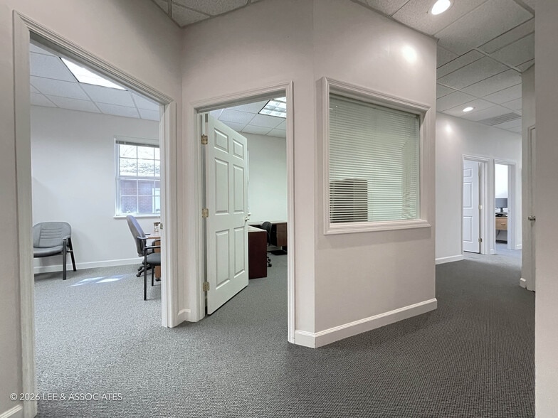 More Photos Of 2201 NW 40th Ter, Gainesville Office For Lease