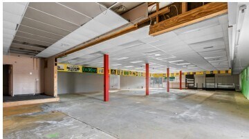 More Photos Of 1402 N Eaton St, Albion Freestanding For Sale