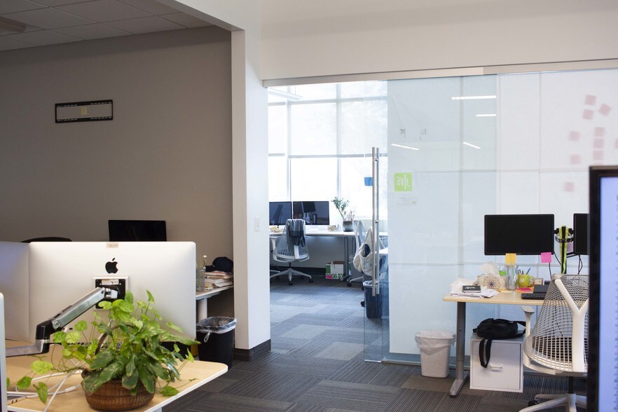 More Photos Of 1275 W 1600 N, Orem Office For Sale