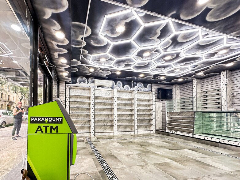 More Photos Of 400 E 64th St, New York Apartments For Lease