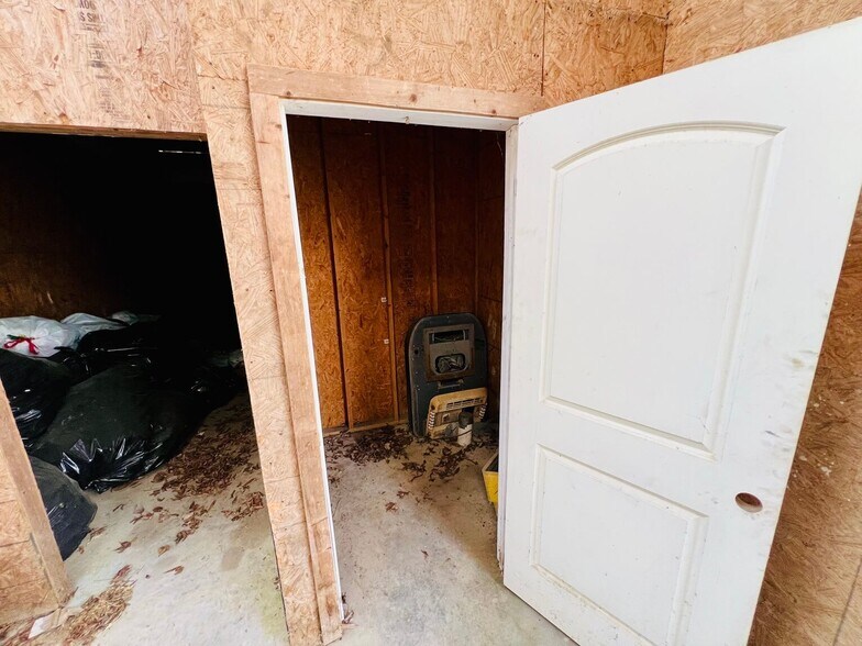 More Photos Of 420 Windance Rd, Baldwyn Light Manufacturing For Sale