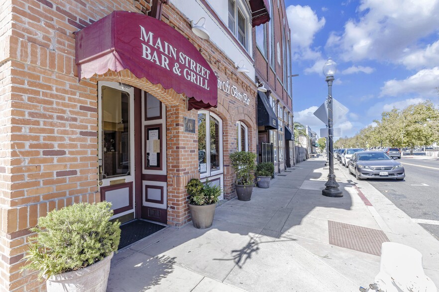 More Photos Of 627 Main St, Suisun City Restaurant For Sale