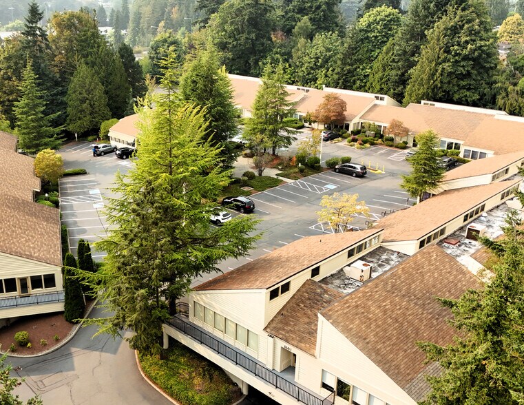 More Photos Of 1611 116th Ave NE, Bellevue Unknown For Sale