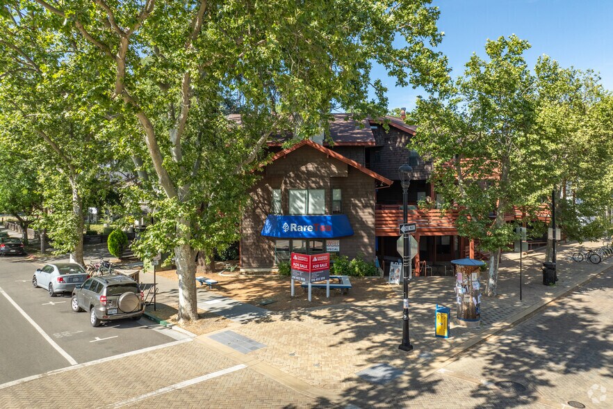 Primary Photo Of 207 3rd St, Davis Apartments For Lease