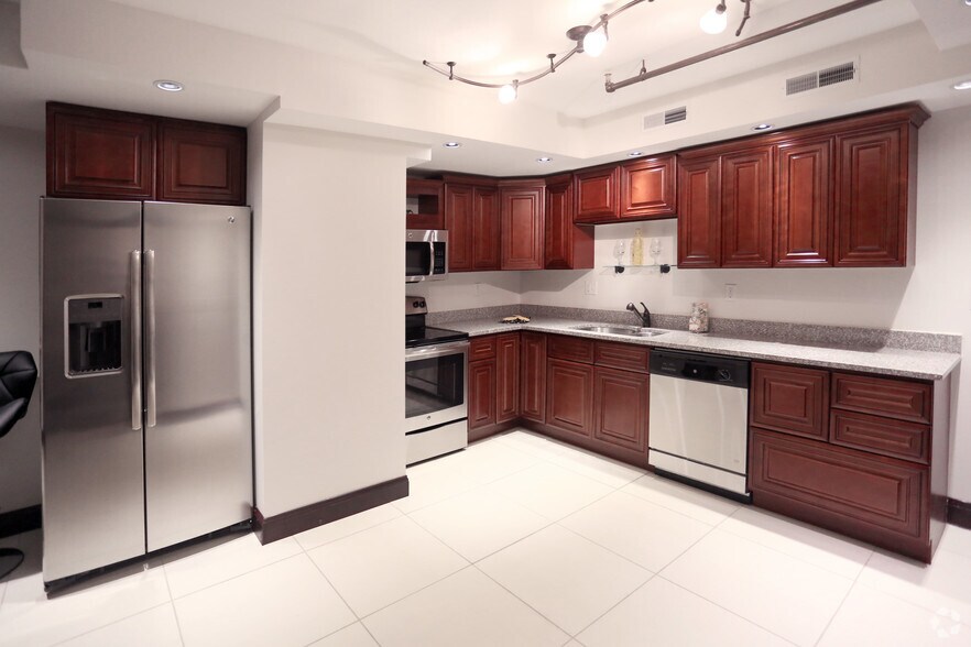 More Photos Of 1014-1024 Locust St, Saint Louis Apartments For Sale