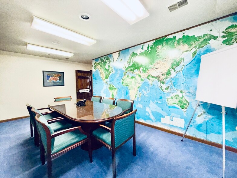 More Photos Of 272 Us Highway 206, Flanders Office For Sale