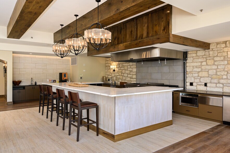 More Photos Of 6201 Johnson Dr, Mission Apartments For Lease