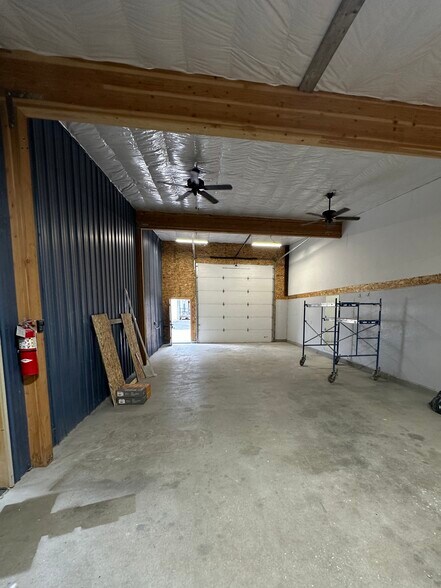 More Photos Of 4039 Us-93 Hwy, Stevensville Freestanding For Lease