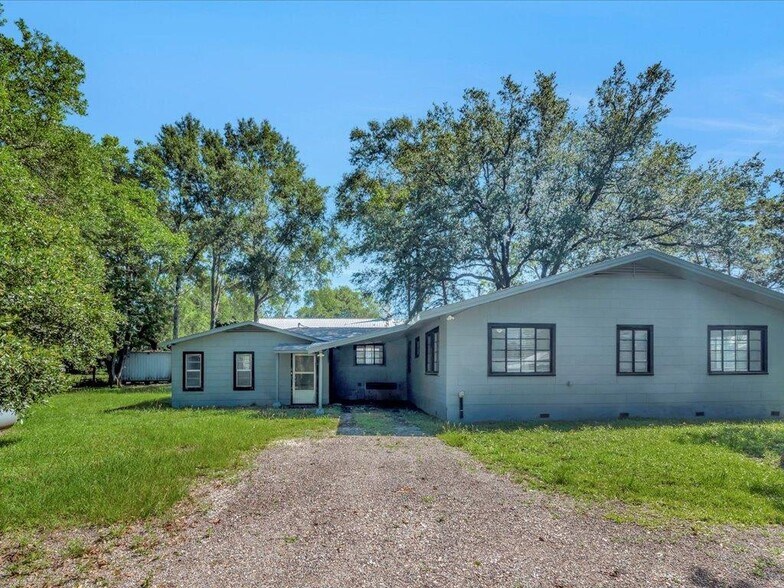 More Photos Of 8166 S US Highway 59, Diboll Religious Facility For Sale