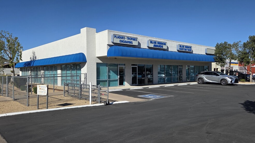 More Photos Of 15026 N Cave Creek Rd, Phoenix Freestanding For Sale