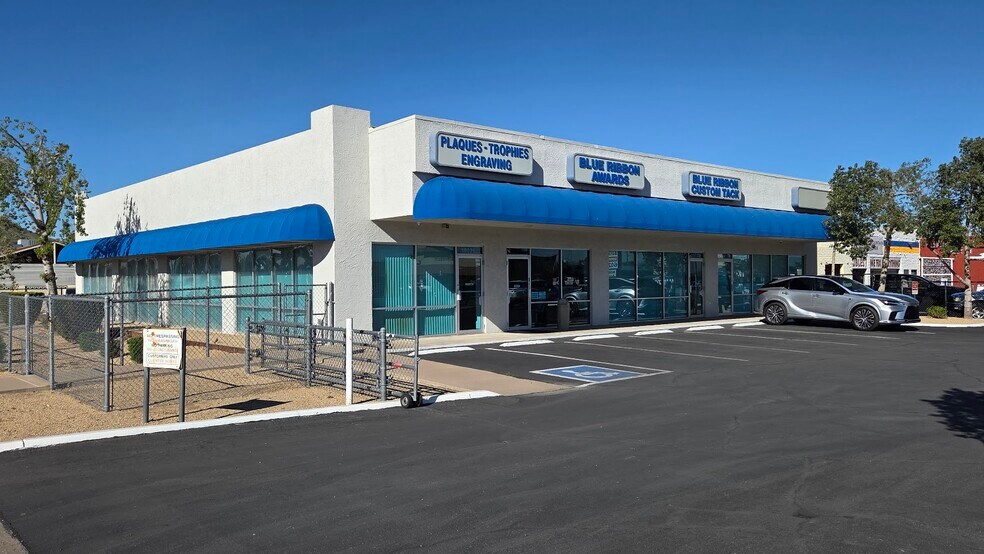 More Photos Of 15026 N Cave Creek Rd, Phoenix Freestanding For Sale