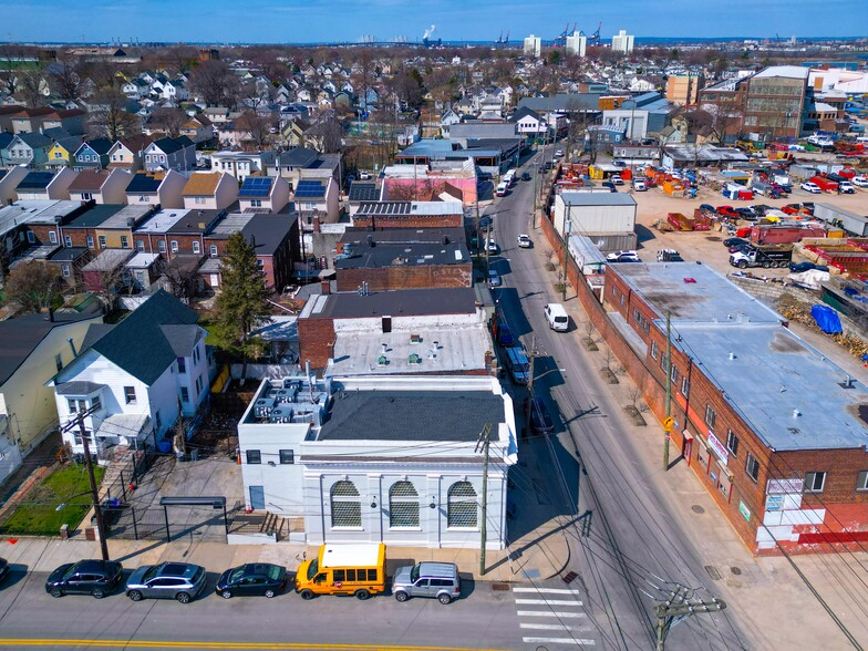 More Photos Of 2940 Richmond Ter, Staten Island Loft Creative Space For Sale