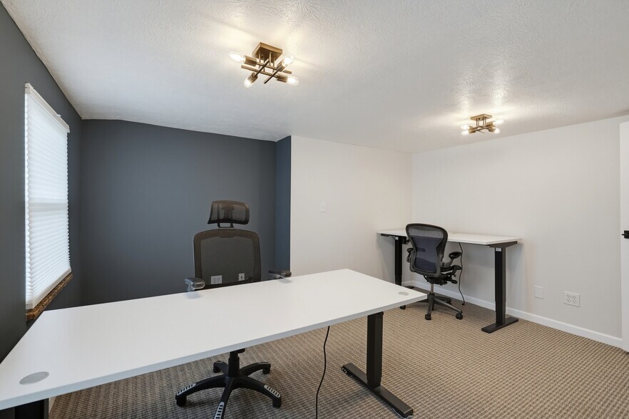 More Photos Of 9503 Brandywine Rd, Northfield Office For Lease