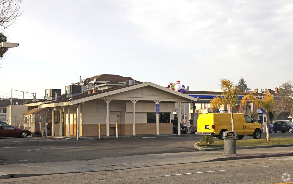 More Photos Of 1260 Park St, Alameda Service Station For Sale