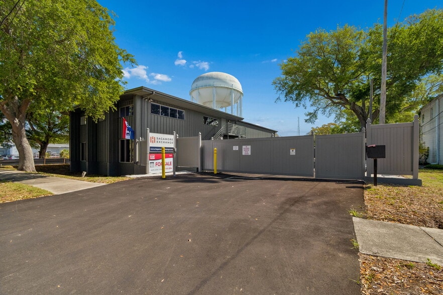 More Photos Of 1453 S Martin Luther King Jr Ave, Clearwater Warehouse For Sale