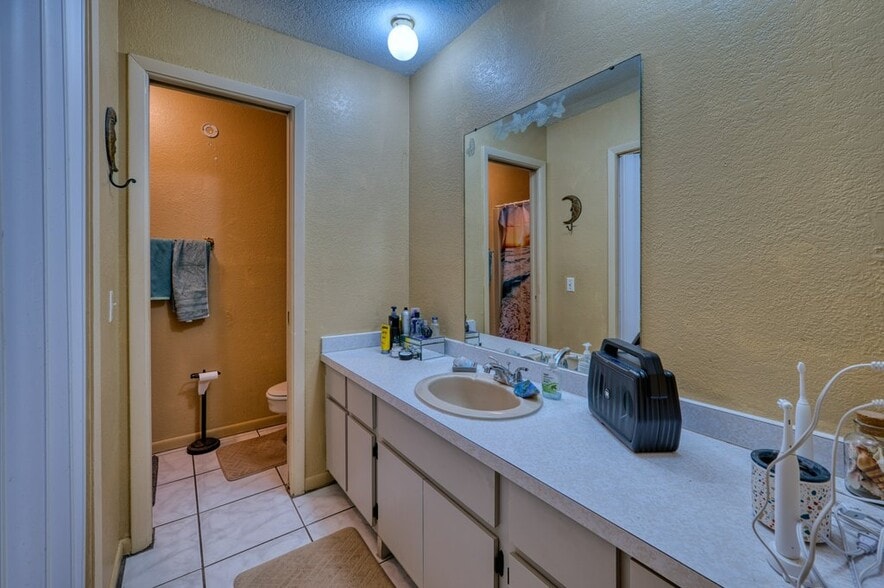 More Photos Of 25038 Harborview Rd, Port Charlotte Apartments For Sale