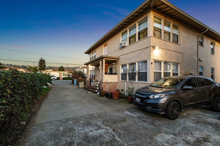 More Photos Of 1412-1416 9th St, Berkeley Apartments For Sale