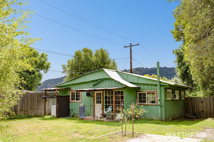 Primary Photo Of 12246 Sisar Rd, Ojai Apartments For Sale